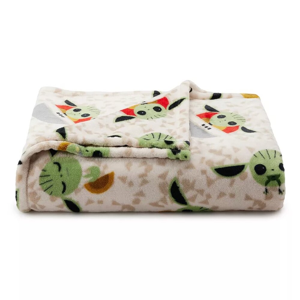Disney Star Wars Mandalorian Baby Yoda Plush  Ovresized Throw Blanket  New